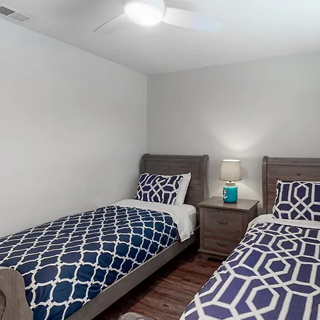 1202 South Pacific Villa Oceanside Room photo