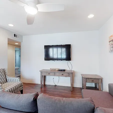 1202 South Pacific Villa Oceanside Room photo