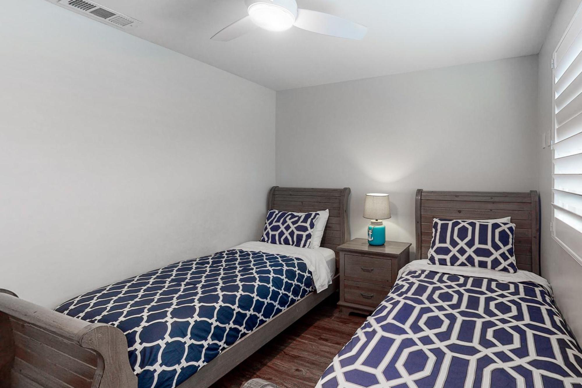 1202 South Pacific * Oceanside