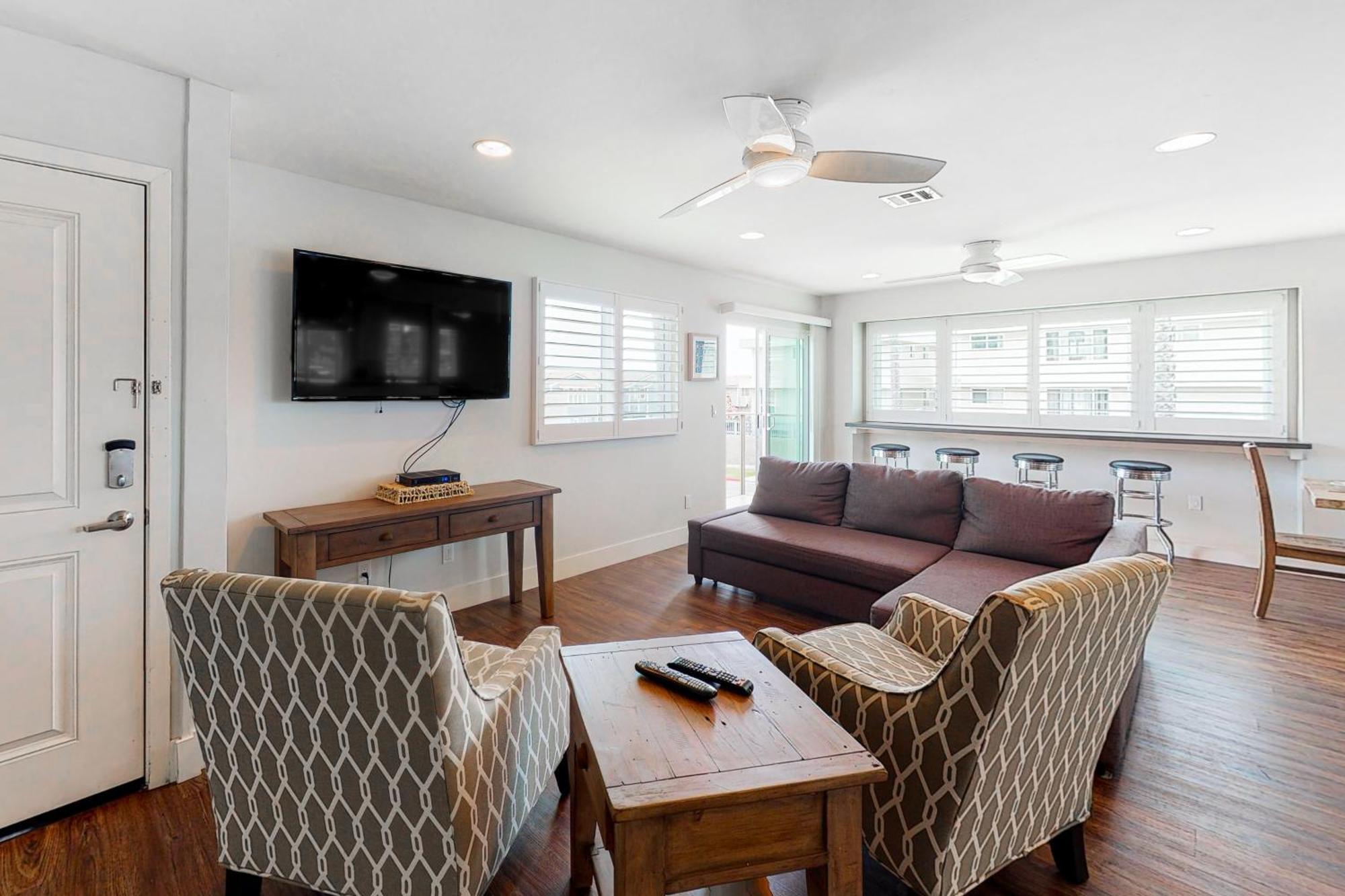 1202 South Pacific